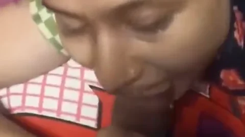 Mature Aunty Hotel Blowjob